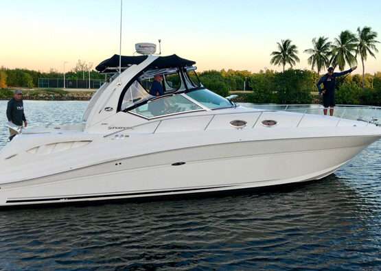 34ft-jetboat-charter-grand-cayman